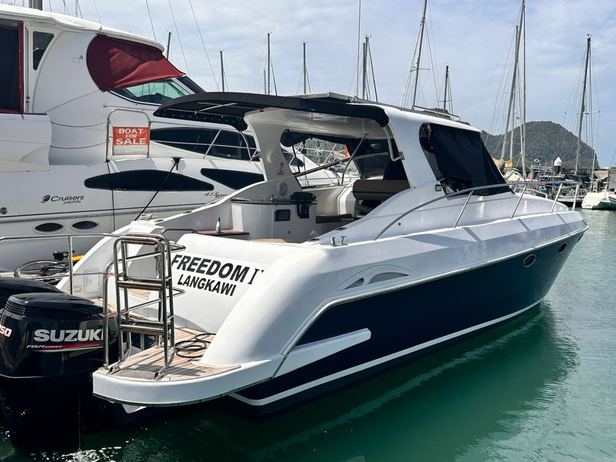 Mila - Private Yacht Charter (4 Hours)