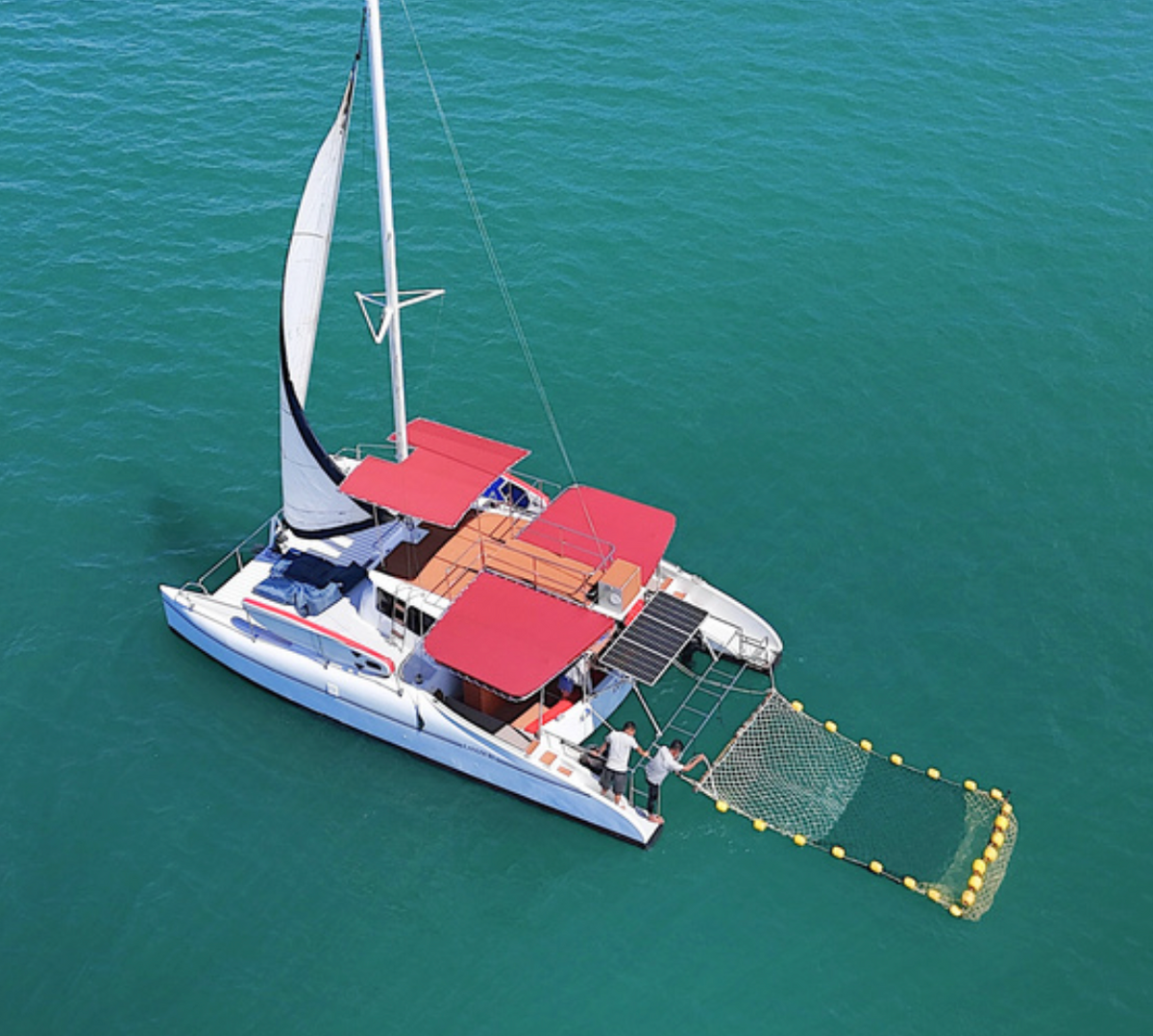 Masami – Spacious Front & Upper Deck Yacht (4 Hours)