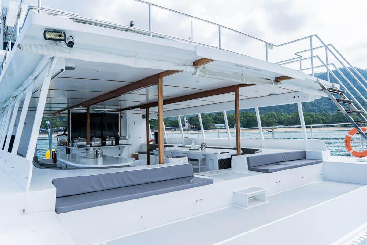 Ocean Magic Private Yacht Charter – Luxury Sunset & Party Cruise Experience (4 Hours)